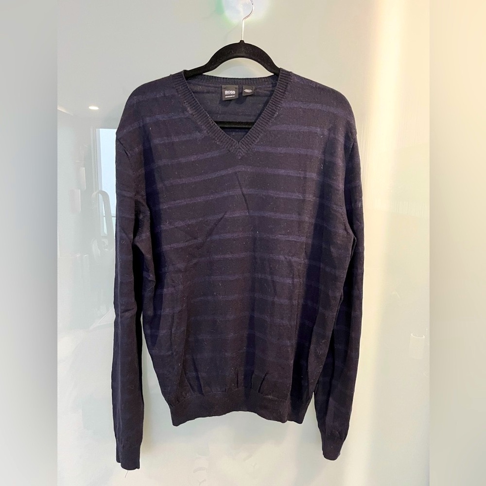 Hugo boss v neck